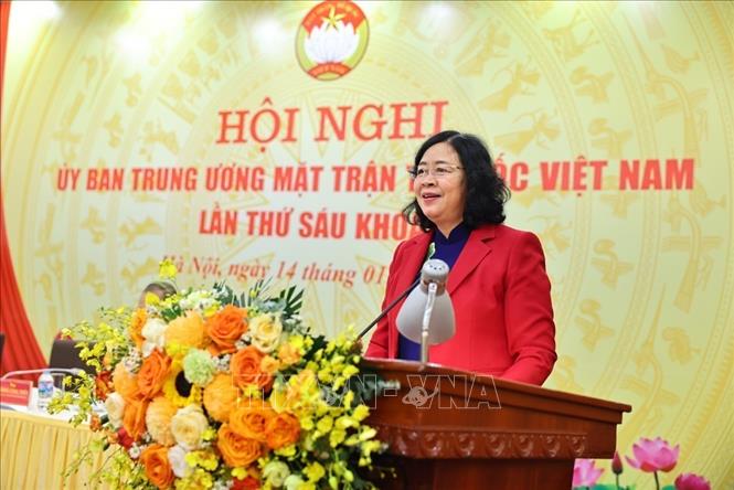 Bà Bùi Thị Minh Hoài, Ủy viên Bộ Chính trị, Bí thư Trung ương Đảng, Bí thư Đảng ủy MTTQ và các đoàn thể Trung ương, Chủ tịch Ủy ban Trung ương MTTQ Việt Nam phát biểu. Ảnh: Minh Đức – TTXVN