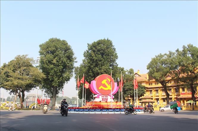 Key routes and public spaces are decorated to celebrate the 14th National Party Congress. VNA Photo: Nguyễn Thắng