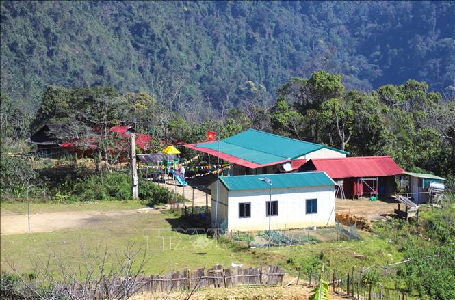 Điểm trường Mầm non Huồi Măn và Điểm trường Phổ thông dân tộc bán trú Tiểu học Nhôn Mai. Ảnh: Xuân Tiến - TTXVN 