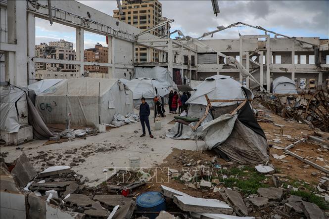 Người dân tại Gaza. Ảnh: THX/TTXVN