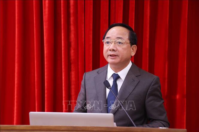 Đại tướng Trịnh Văn Quyết, Bí thư Trung ương Đảng, Trưởng Ban Tuyên giáo và Dân vận Trung ương phát biểu khai mạc hội thảo. Ảnh: Văn Điệp – TTXVN