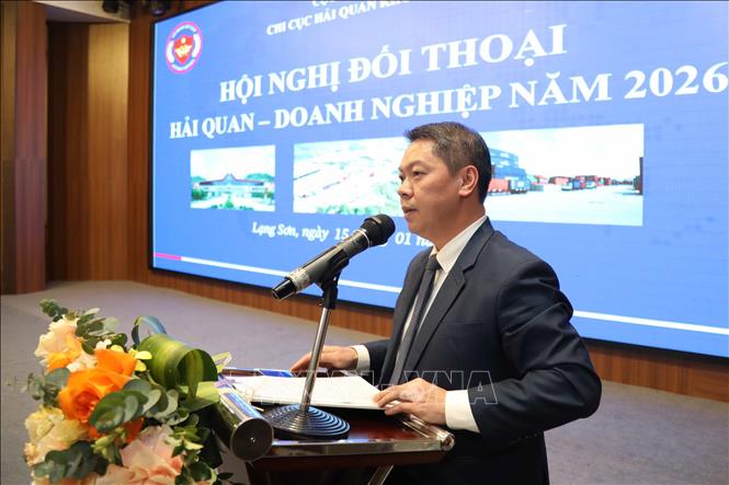 Phó Chủ tịch UBND tỉnh Lạng Sơn Đoàn Thanh Sơn phát biểu tại hội nghị. Ảnh: Quang Duy – TTXVN