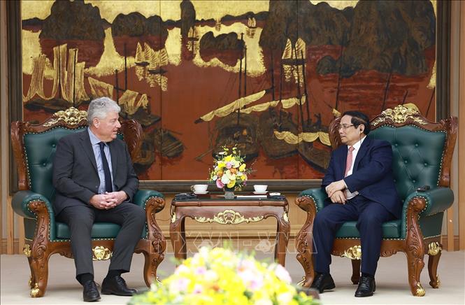 Thủ tướng Phạm Minh Chính tiếp ông Eduard Stiphout - Phó Chủ tịch Cấp cao, Tập đoàn ASML (Hà Lan). Ảnh: Dương Giang-TTXVN
