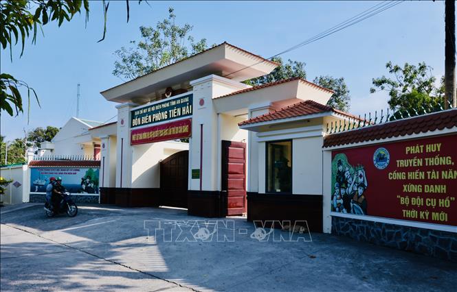 Trụ sở Đồn Biên phòng Tiên Hải được chỉnh trang chào mừng Đại hội Đảng. Ảnh: Trần Việt - TTXVN