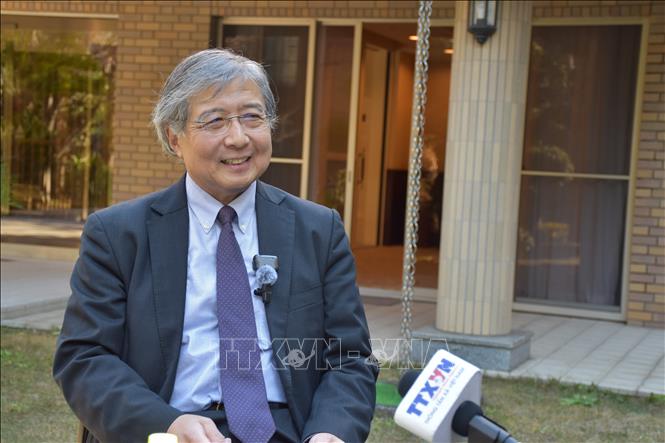 Giáo sư Toshiro Nishizawa cho rằng Việt Nam đang theo đuổi một mô hình phát triển hiện đại, bao trùm và lấy con người làm trung tâm. Ảnh: Phạm Tuân - Pv TTXVN tại Nhật Bản