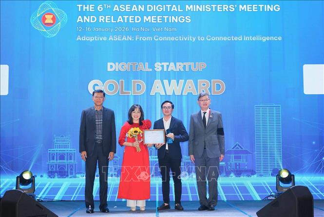 Giải Vàng hạng mục Công ty khởi nghiệp kỹ thuật số (Digital Startup) - Giải thưởng Số ASEAN 2026 được trao cho Công ty CP MEDCAT Việt Nam. Ảnh: Hoàng Hiếu - TTXVN