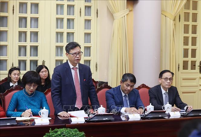 Thay mặt các Đại sứ được bổ nhiệm, Đại sứ Trịnh Đức Hải phát biểu nhận nhiệm vụ. Ảnh: Lâm Khánh - TTXVN
