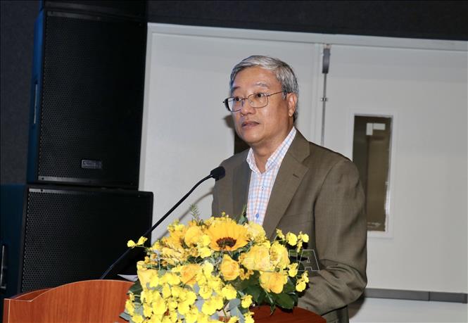 Ông Phạm Bình An, Phó Viện trưởng Viện Nghiên cứu phát triển Thành phố Hồ Chí Minh phát tại hội thảo. Ảnh: Thanh Vũ-TTXVN 