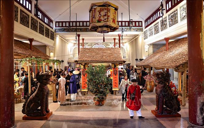 Di tích số 22 Hàng Buồm lần đầu tiên được lựa chọn để tái hiện không gian Tết và chợ Tết vùng đồng bằng Bắc Bộ. Ảnh: Thanh Tùng - TTXVN