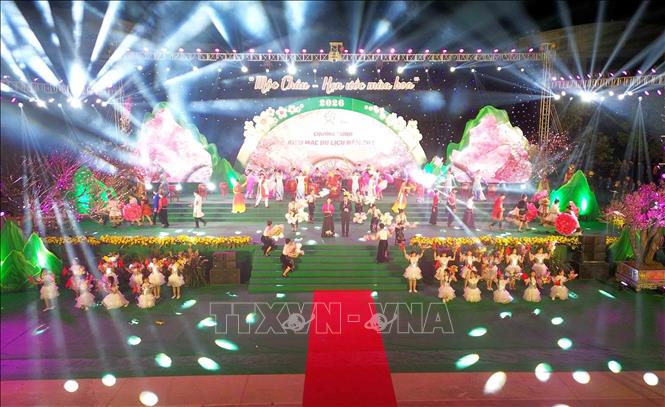 Tiết mục văn nghệ tại Chương trình 