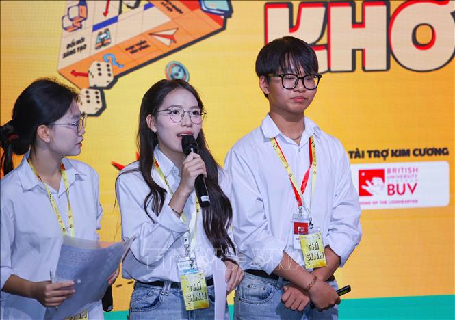 Các dự án, ý tưởng khởi nghiệp đều xuất phát từ những vấn đề gần gũi với đời sống, phản ánh sự nhạy bén của học sinh trước các thách thức xã hội đương đại. Ảnh: Thanh Tùng - TTXVN
