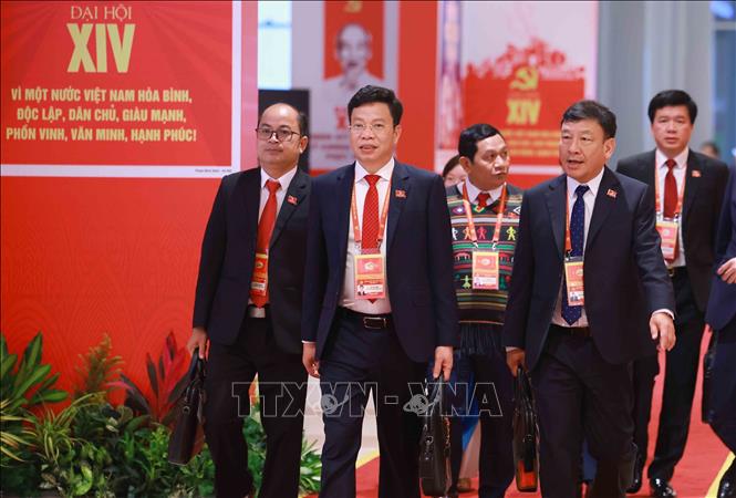 Delegates come to attend the Congress. VNA Photo