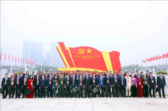 Đoàn đại biểu Đảng bộ tỉnh Phú Thọ tham dự phiên họp trù bị Đại hội XIV của Đảng. Ảnh: TTXVN