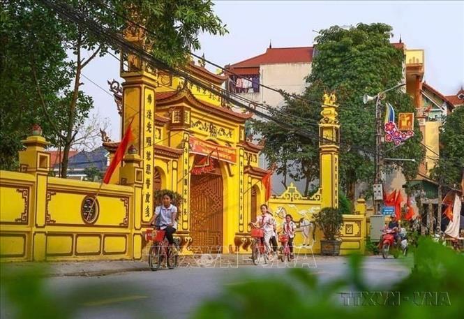 Xây dựng nông thôn mới đạt nhiều kết quả nổi bật, thay đổi cơ bản diện mạo nông thôn và nâng cao đời sống người dân. Trong ảnh: Huyện Yên Lạc (Vĩnh Phúc) chú trong bảo tồn, tôn tạo các giá trị văn hóa lịch sử ở địa phương trong chương trình xây dựng nông thôn mới nâng cao. Ảnh: Nguyễn Thảo - TTXVN