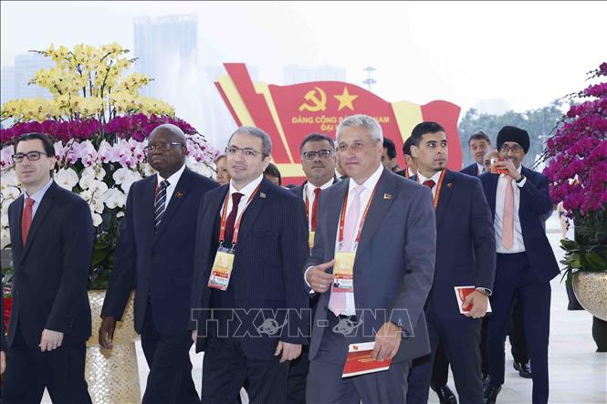 International delegates arrive for the opening session of the 14th National Congress of the Communist Party of Vietnam. Photo: VNA