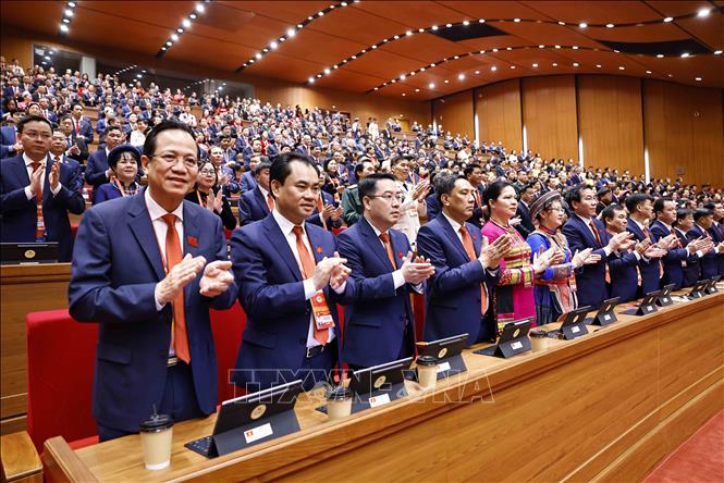 Đoàn đại biểu Đảng bộ tỉnh Lào Cai tham dự phiên khai mạc Đại hội XIV của Đảng. Ảnh: TTXVN