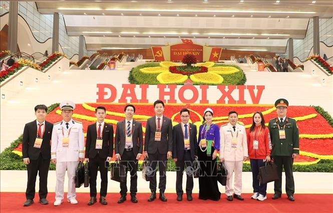 Các đại biểu dự phiên khai mạc Đại hội chụp ảnh lưu niệm. Ảnh: TTXVN
