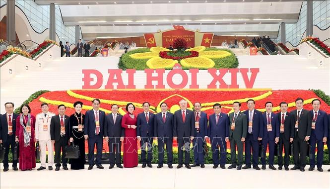 Các đại biểu dự phiên khai mạc Đại hội chụp ảnh lưu niệm. Ảnh: TTXVN