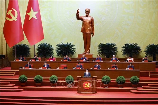 Đồng chí Lương Cường, Ủy viên Bộ Chính trị, Chủ tịch nước trình bày Diễn văn khai mạc Đại hội. Ảnh: TTXVN