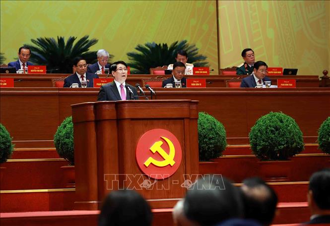 Đồng chí Lương Cường, Ủy viên Bộ Chính trị, Chủ tịch nước trình bày Diễn văn khai mạc Đại hội. Ảnh: TTXVN