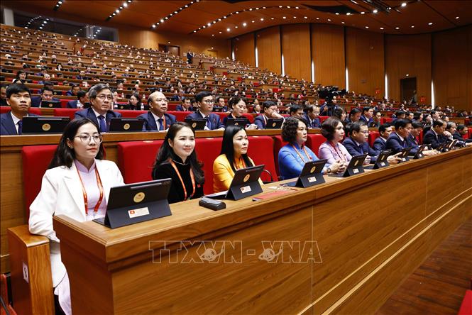 Đoàn đại biểu Đảng bộ thành phố Hải Phòng tham dự phiên khai mạc Đại hội XIV của Đảng. Ảnh: TTXVN