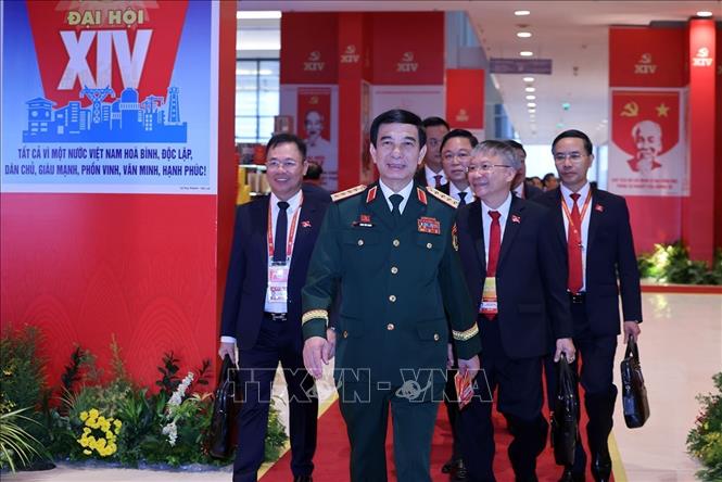 Đại tướng Phan Văn Giang, Ủy viên Bộ Chính trị, Phó Bí thư Quân ủy Trung ương, Bộ trưởng Bộ Quốc phòng đến dự phiên khai mạc Đại hội XIV của Đảng. Ảnh: TTXVN