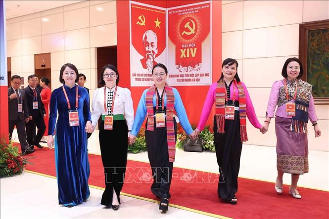 Các đại biểu nữ tại phiên khai mạc Đại hội. Ảnh: TTXVN
