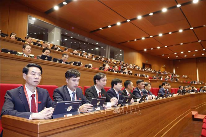 Đoàn đại biểu Đảng bộ tỉnh Phú Thọ dự phiên khai mạc Đại hội XIV của Đảng. Ảnh: TTXVN