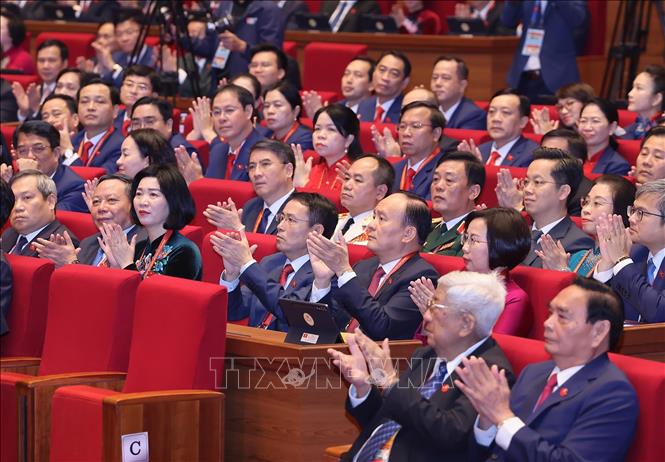 Đoàn đại biểu Đảng bộ thành phố Hà Nội dự phiên khai mạc Đại hội. Ảnh: TTXVN