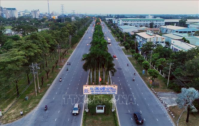 Khu công nghiệp Hiệp Phước (Thành phố Hồ Chí Minh) có tổng diện tích quy hoạch lên tới 1.686ha, đang thí điểm chuyển đổi sang mô hình KCN sinh thái và tái cơ cấu theo hướng công nghệ cao, xanh, bền vững. Ảnh: Hồng Đạt - TTXVN