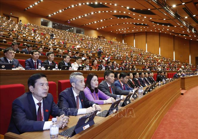 Đoàn đại biểu Đảng bộ thành phố Huế tham dự phiên khai mạc Đại hội. Ảnh: TTXVN
