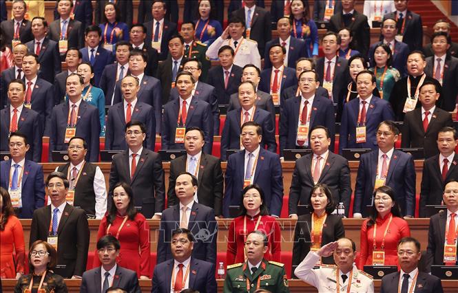 Đoàn đại biểu Đảng bộ tỉnh Cao Bằng dự phiên khai mạc Đại hội. Ảnh: TTXVN