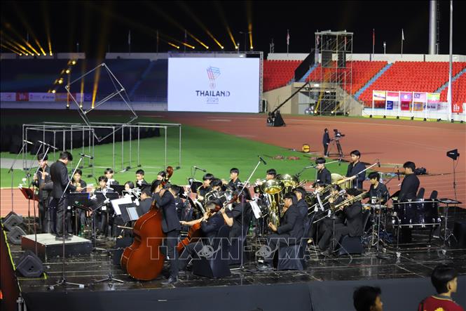 Dàn nhạc trình diễn tại buổi lễ. Ảnh: Đỗ Sinh – PV TTXVN tại Thái Lan
