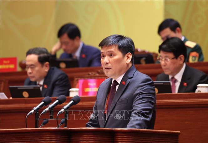 Đồng chí Nguyễn Thanh Bình, Phó Trưởng Ban Tổ chức Trung ương, tham luận về vấn đề “Xây dựng, hoàn thiện tổ chức bộ máy của hệ thống chính trị đáp ứng yêu cầu phát triển đất nước trong kỷ nguyên mới”. Ảnh: TTXVN