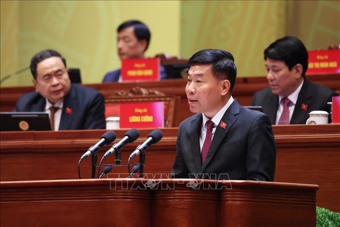 Đồng chí Nguyễn Mạnh Cường, Ủy viên Trung ương Đảng, Phó Bí thư Thường trực Đảng ủy, Thứ trưởng Bộ Ngoại giao, tham luận về vấn đề “Chủ động, tích cực thực hiện nhiệm vụ trọng yếu, thường xuyên là đẩy mạnh đối ngoại, hội nhập quốc tế, phục vụ các mục tiêu chiến lược của đất nước”. Ảnh: TTXVN