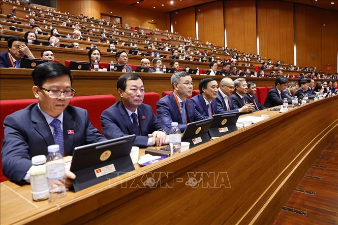 Đoàn đại biểu Đảng bộ tỉnh Phú Thọ dự phiên thảo luận về các văn kiện Đại hội. Ảnh: TTXVN