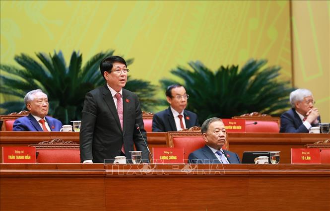 Đồng chí Lương Cường, Ủy viên Bộ Chính trị, Chủ tịch nước điều hành phiên thảo luận. Ảnh: TTXVN