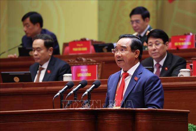 Đồng chí Nguyễn Văn Được, Ủy viên Trung ương Đảng, Phó Bí thư Thành ủy, Chủ tịch Ủy ban nhân dân Thành phố Hồ Chí Minh, tham luận về vấn đề “Phát huy vai trò đầu tàu, xây dựng Thành phố Hồ Chí Minh trở thành trung tâm khoa học, công nghệ và đổi mới sáng tạo mang tầm quốc tế, tạo động lực lan tỏa phát triển cho cả nước”. Ảnh: TTXVN