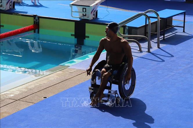 Vận động viên Đỗ Thanh Hải sau khi giành huy chương đầu tiên cho đoàn Việt Nam. Ảnh: Đỗ Sinh - PV TTXVN tại Thái Lan 