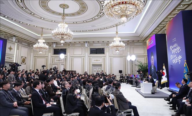 Tổng thống Hàn Quốc Lee Jae Myung phát biểu tại cuộc họp báo nhân dịp Năm mới, ở Seoul, ngày 21/1/2026. Ảnh: Yonhap/TTXVN