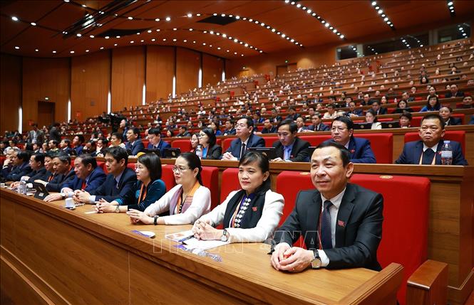 Đoàn đại biểu Đảng bộ tỉnh Sơn La dự phiên thảo luận về công tác nhân sự. Ảnh: TTXVN