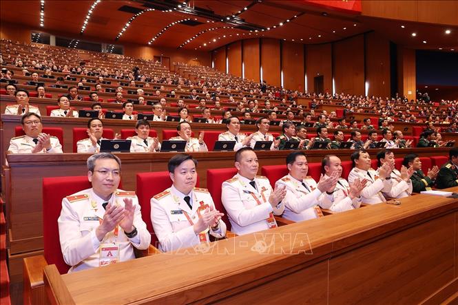 Các đại biểu dự phiên bế mạc Đại hội XIV của Đảng. Ảnh: TTXVN