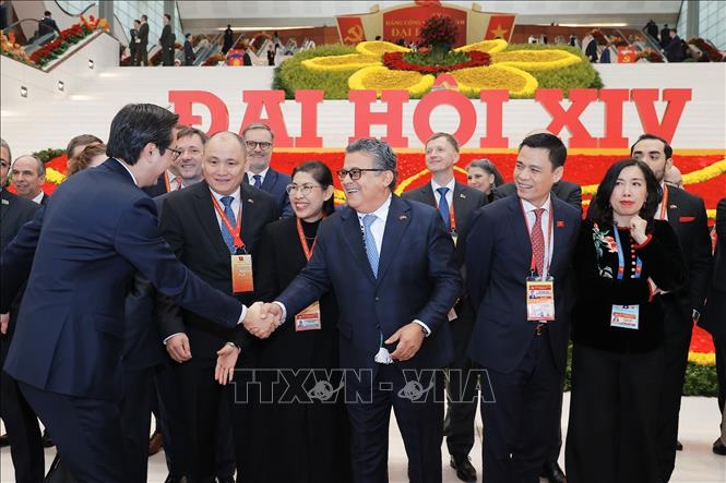 Các đại biểu tới dự phiên bế mạc. Ảnh: TTXVN