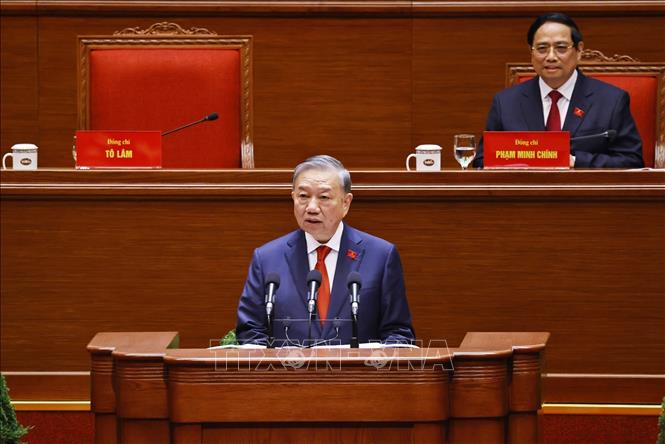 Tổng Bí thư Tô Lâm thay mặt BCH Trung ương Đảng khóa XIV phát biểu ý kiến. Ảnh: TTXVN