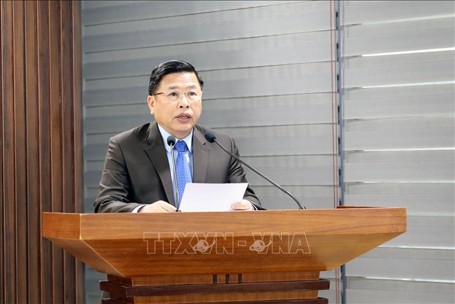 Phó Chủ tịch UBND tỉnh Phú Thọ Đinh Công Sứ phát biểu tại hội nghị. Ảnh: Tạ Toàn – TTXVN