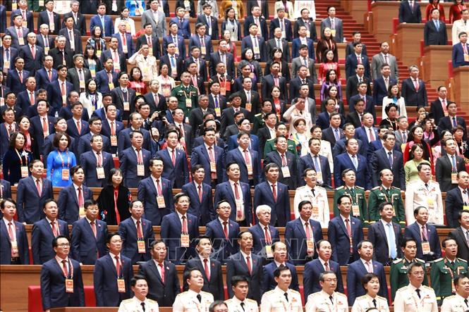 Các đại biểu thực hiện nghi lễ bế mạc Đại hội. Ảnh: TTXVN