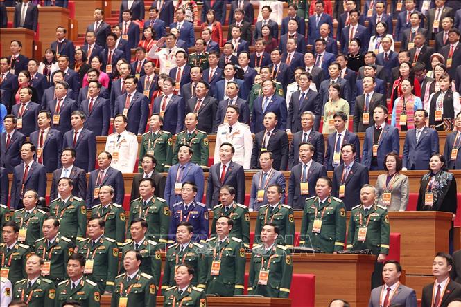 Các đại biểu thực hiện nghi lễ bế mạc Đại hội. Ảnh: TTXVN