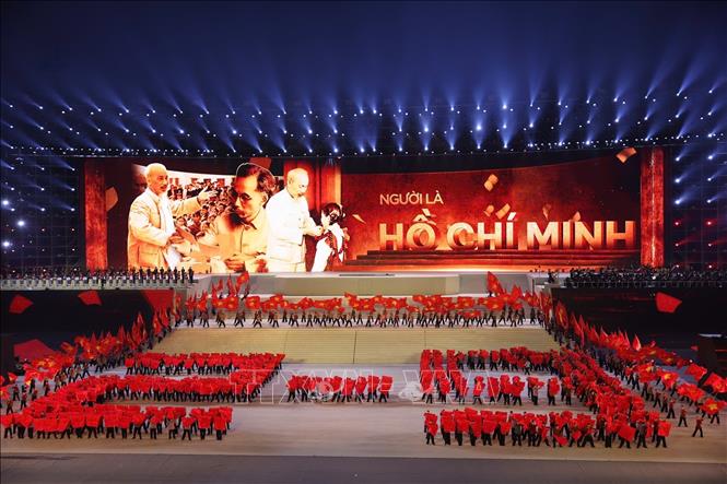 The event consists of an opening segment, a ceremony and an emotional and grand artistic performance. VNA/Photo