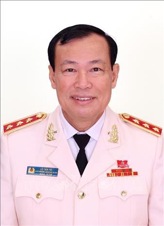 Đồng chí Lê Tấn Tới, Ủy viên Trung ương Đảng, Ủy viên Ban Thường vụ Đảng ủy Quốc hội, Ủy viên Ủy ban Thường vụ Quốc hội, Chủ nhiệm Ủy ban Quốc phòng, An ninh và Đối ngoại của Quốc hội khóa XV. Ảnh: TTXVN