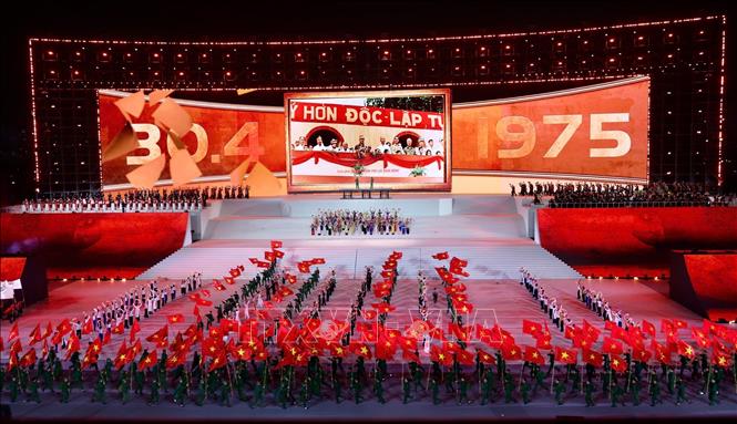 Chương trình nghệ thuật đặc biệt chào mừng thành công Đại hội XIV của Đảng. Ảnh: TTXVN